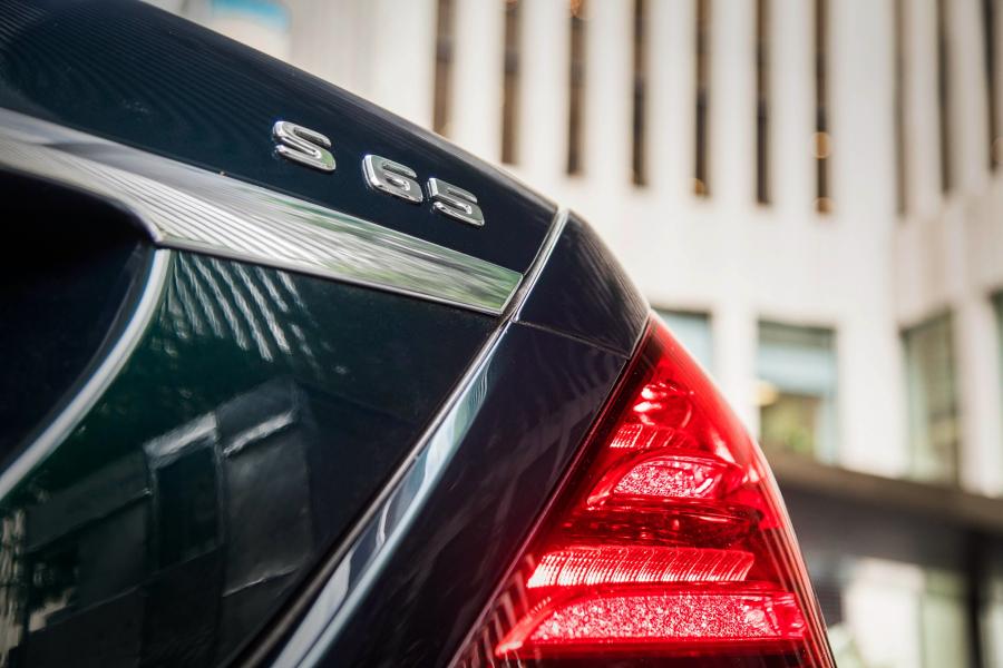 Детали экстерьера Mercedes-AMG S65 Lang (V222) 2017 года  (NA) (фото 11 из 27)
